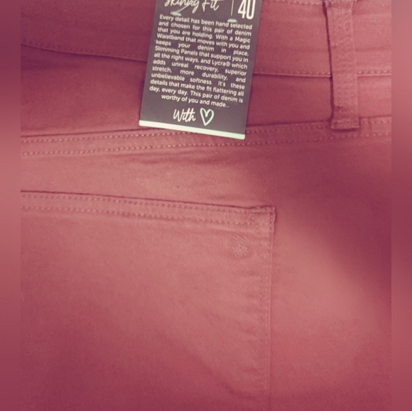 Red Wine Denim - Picture 4 of 4